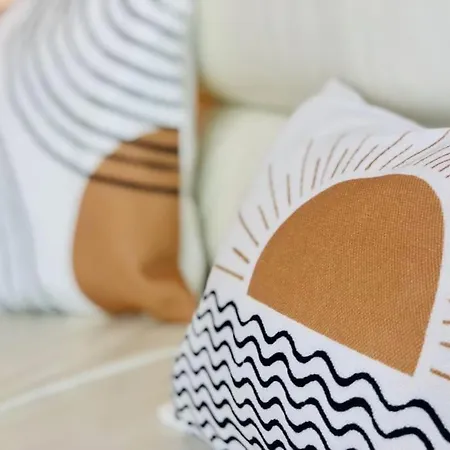 Spacieux Centre 5 Nights Min *